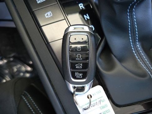 Used 2022 Hyundai Elantra N image 14