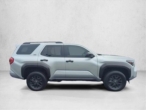 Certified 2025 Toyota 4Runner SR5 AWD/4WD image 4