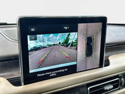 Used 2023 Lincoln Aviator Reserve RWD image 27