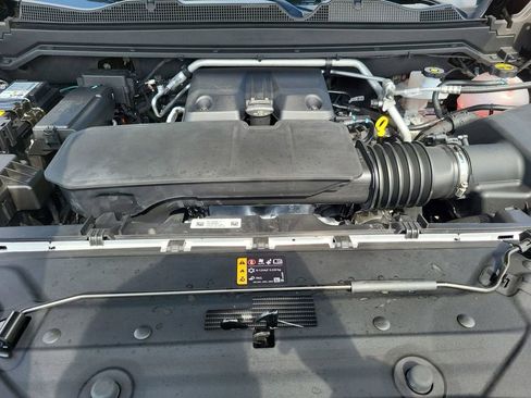 New 2025 GMC Canyon AT4 w/ Nightfall Edition image 26