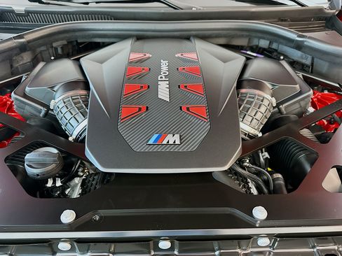 New 2026 BMW X5 M Competition w/ Executive Package AWD/4WD image 24