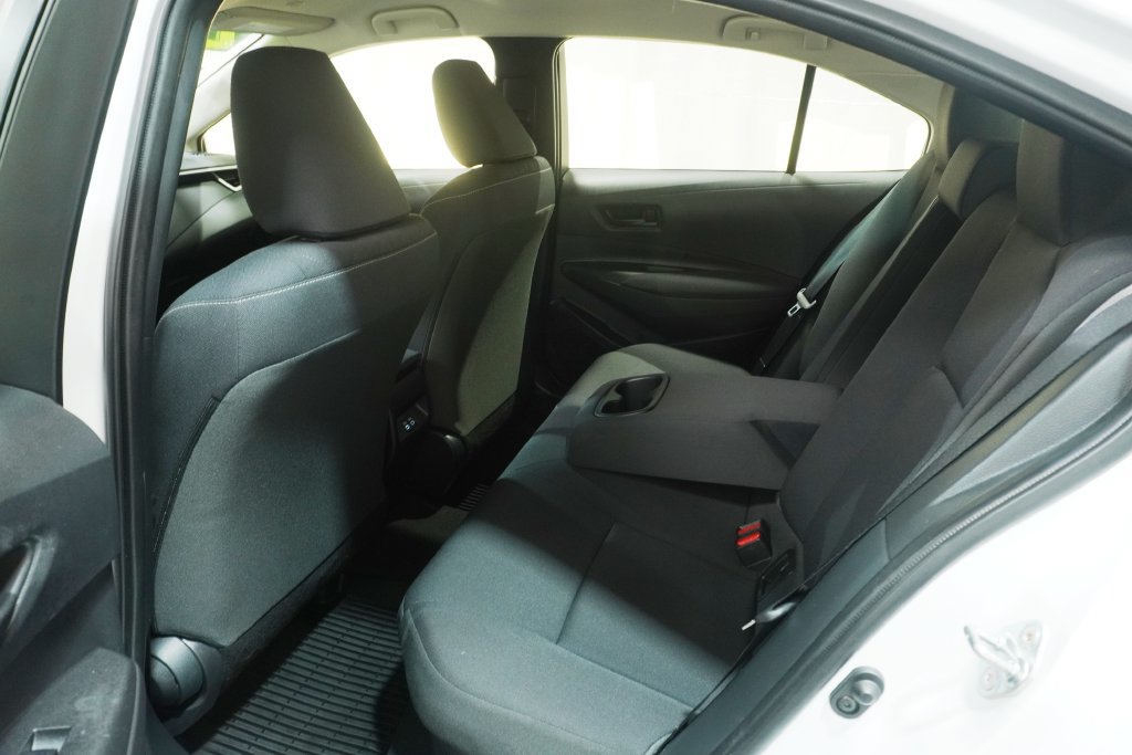 Used 2026 Toyota Corolla LE AWD/4WD image 13