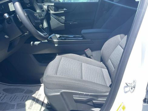 New 2026 Chevrolet Equinox LT FWD image 16