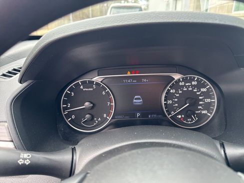 Used 2025 Nissan Altima 2.5 SV image 14