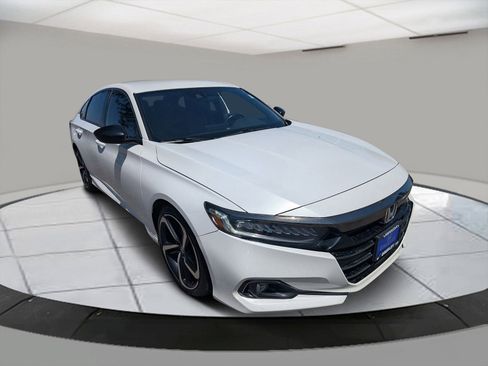 Used 2022 Honda Accord Sport image 7