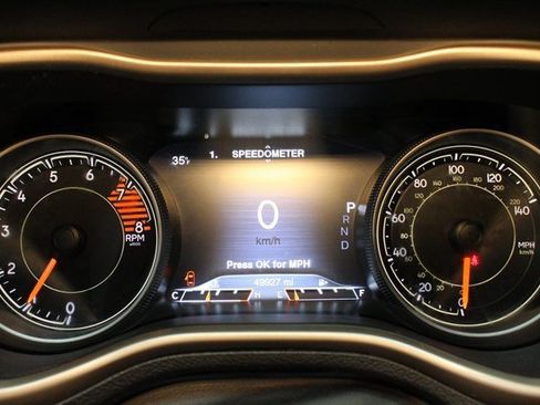 Used 2017 Jeep Cherokee Limited image 22