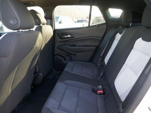 New 2026 Chevrolet Trax RS w/ Sunroof Package FWD image 11