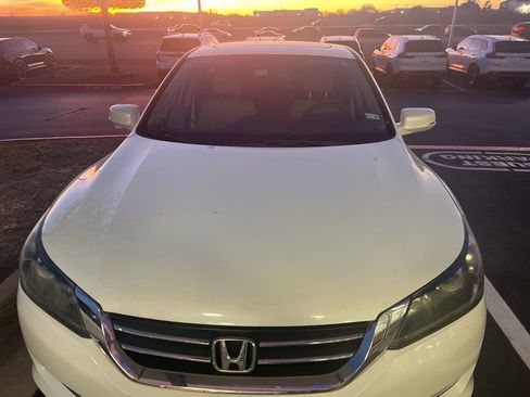 Used 2014 Honda Accord EX-L image 2