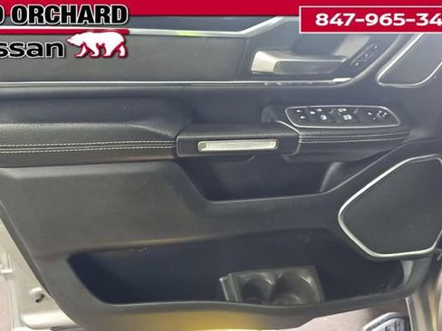 Used 2022 RAM 1500 Laramie AWD/4WD image 9