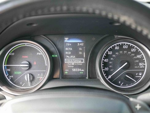 Used 2024 Toyota Camry SE w/ Cold Weather Package FWD image 21