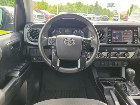 Used 2023 Toyota Tacoma SR AWD/4WD image 11