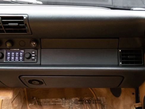 Used 1994 Porsche 911 Carrera 4 image 81