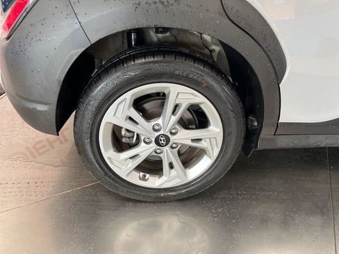 Used 2023 Hyundai Kona SEL image 9