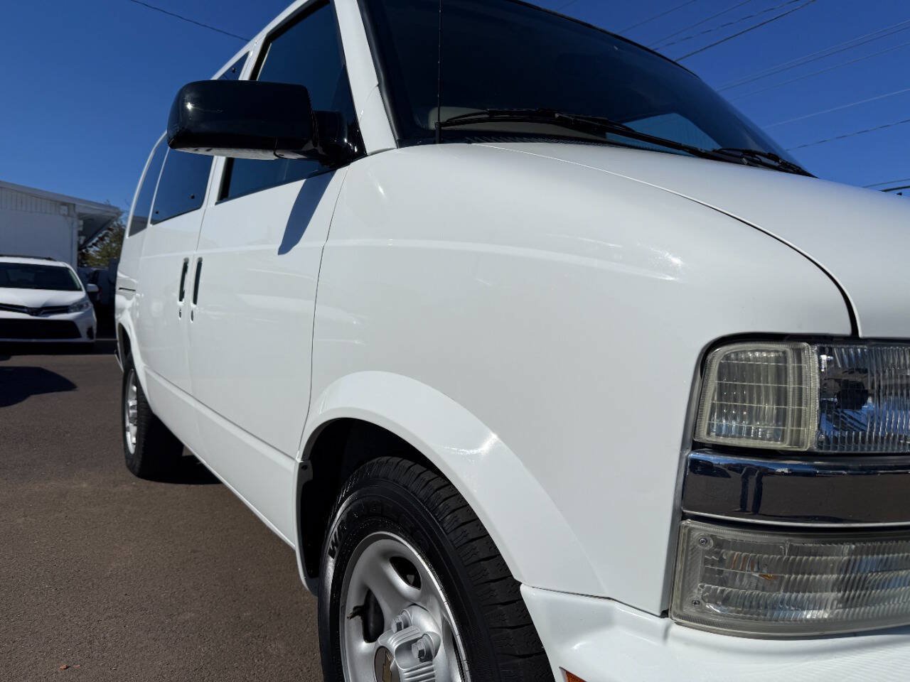 Used 2003 Chevrolet Astro LT AWD/4WD image 8