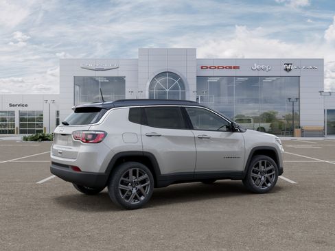 New 2026 Jeep Compass Limited AWD/4WD image 33