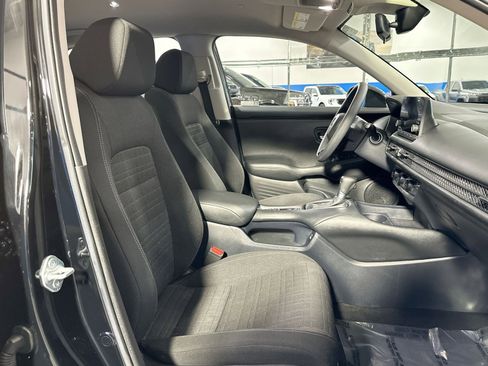 Used 2023 Honda HR-V LX image 29