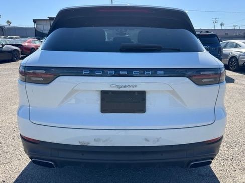 Used 2021 Porsche Cayenne AWD/4WD image 6