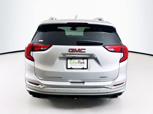 Used 2018 GMC Terrain Denali w/ Advanced Safety Package image 7