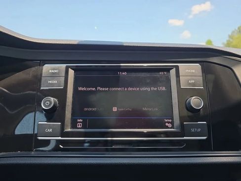 Used 2019 Volkswagen Jetta SE FWD image 27