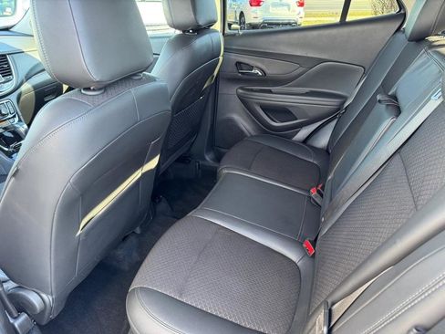 Used 2019 Buick Encore Sport Touring image 8