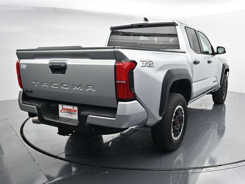 Used 2024 Toyota Tacoma TRD Off-Road AWD/4WD image 6