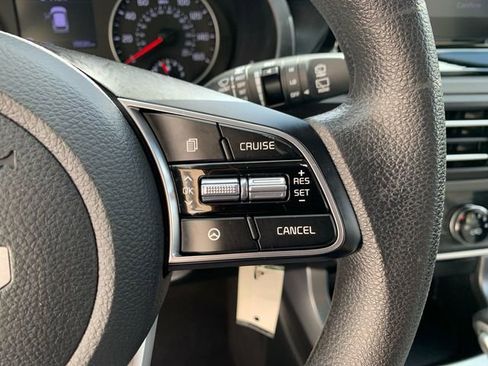 Used 2023 Kia Seltos LX image 23