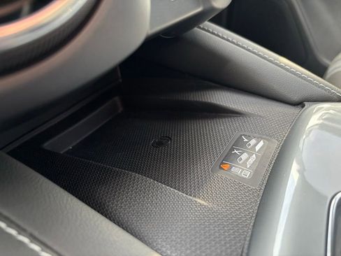 Used 2024 Chevrolet Blazer LT w/ Convenience Package image 28