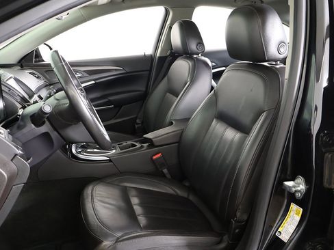 Used 2015 Buick Regal image 28