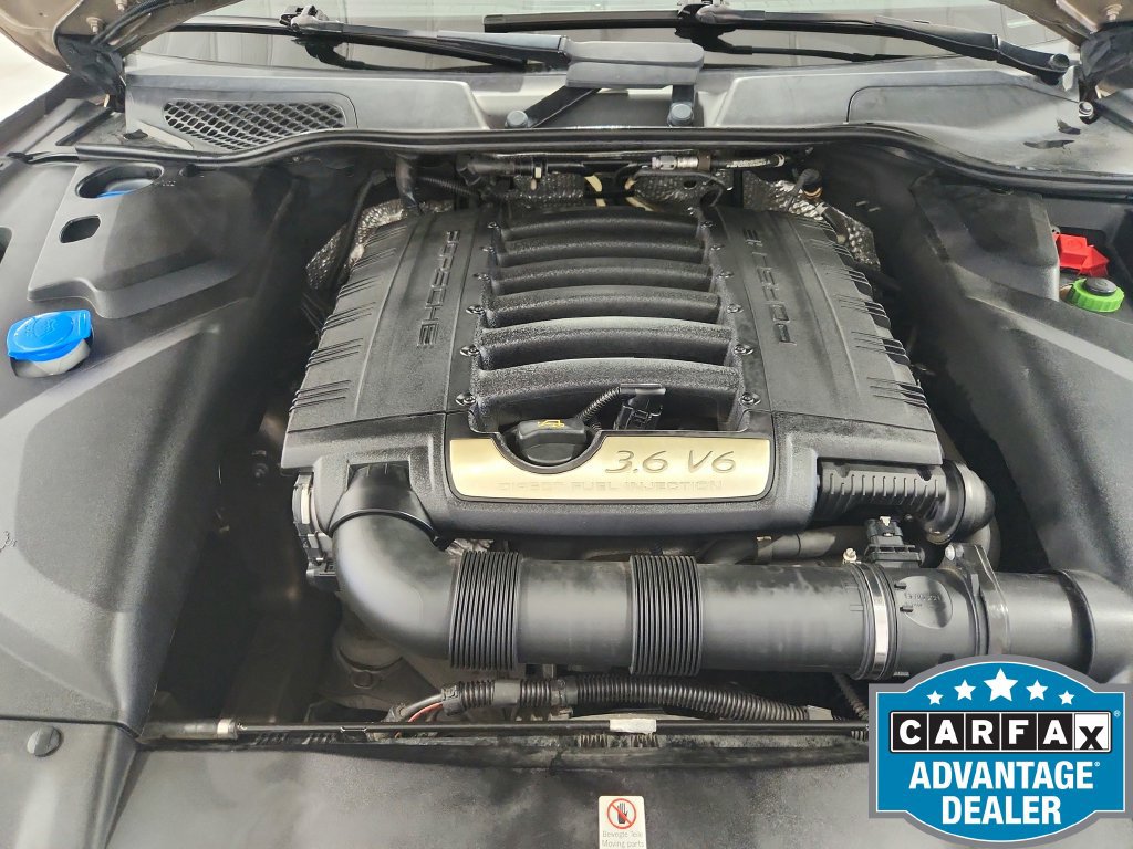 Used 2016 Porsche Cayenne AWD/4WD image 45