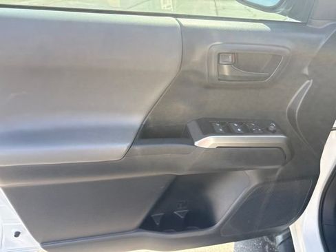 Used 2023 Toyota Tacoma SR5 w/ Technology Package AWD/4WD image 26