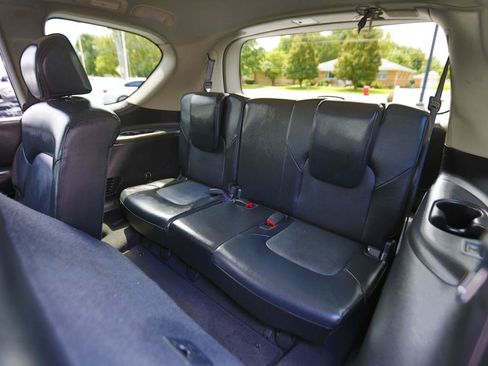 Used 2019 Nissan Armada SL w/ Premium Package AWD/4WD image 16