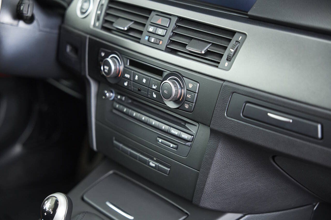 Used 2013 BMW M3 Coupe RWD image 70