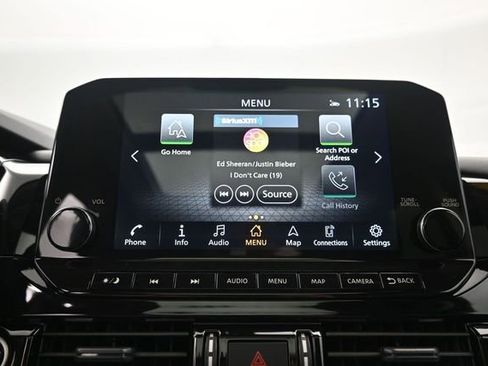 Used 2024 Nissan Pathfinder Platinum AWD/4WD image 13