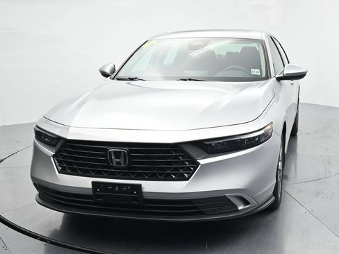 Used 2024 Honda Accord EX image 3