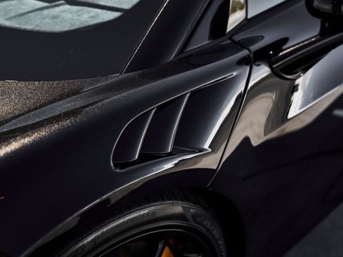 Used 2026 McLaren Artura RWD image 9