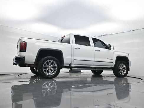 Used 2018 GMC Sierra 1500 SLT w/ SLT Premium Package AWD/4WD image 23