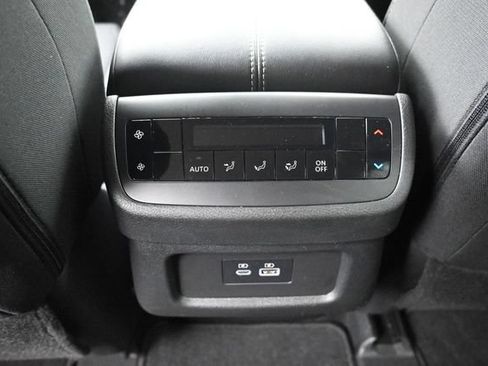Certified 2023 Nissan Pathfinder SV w/ Black Appearance Package AWD/4WD image 24