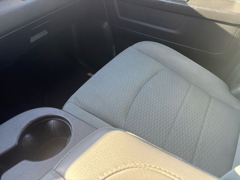 Used 2017 RAM 1500 Express w/ Express Value Package image 17