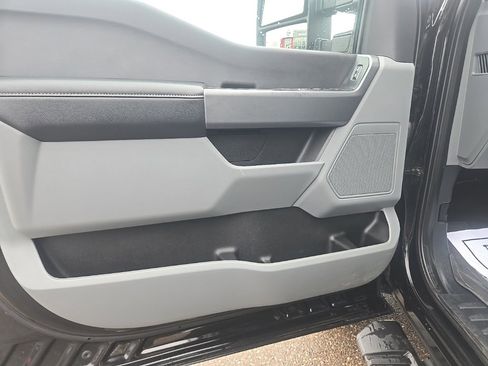 Used 2023 Ford F350 XLT w/ 360-Degree Camera Package image 15