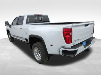 New 2026 Chevrolet Silverado 3500 High Country w/ High Country Premium Package video 3