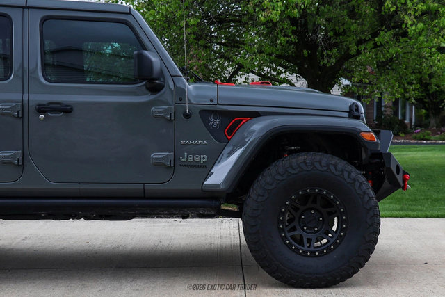Used 2022 Jeep Wrangler Unlimited Sahara w/ Cold Weather Group AWD/4WD image 11