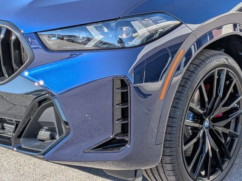 New 2026 BMW X6 xDrive40i w/ Climate Comfort Package image 9