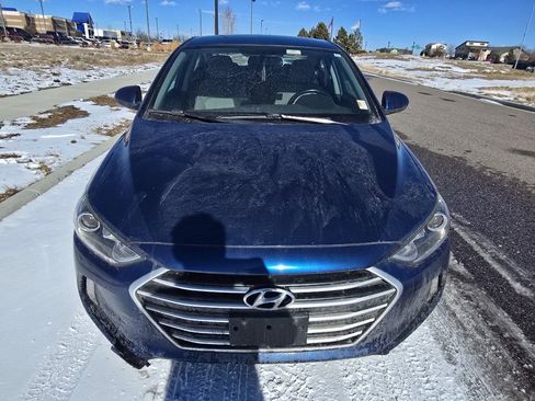 Used 2017 Hyundai Elantra SE w/ SE A/T Tech Package 03 image 8