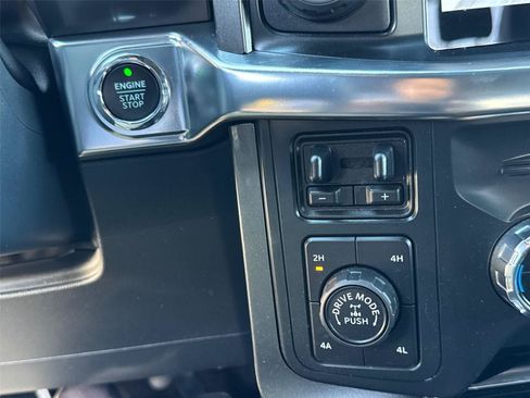 Used 2022 Ford F150 Lariat AWD/4WD image 31