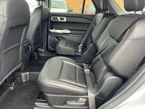 Certified 2023 Ford Explorer XLT w/ Equipment Group 202A AWD/4WD image 22