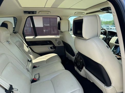 Used 2018 Land Rover Range Rover Supercharged AWD/4WD image 24