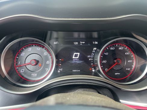 Used 2019 Dodge Charger SXT w/ Leather Interior Group image 7