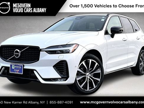 Used 2023 Volvo XC60 B5 Plus w/ Climate Package image 1