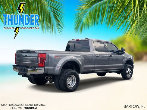 Used 2022 Ford F350 Lariat w/ Lariat Ultimate Package AWD/4WD image 4