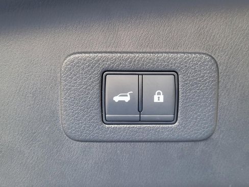 Used 2023 Nissan Armada SL w/ Midnight Edition Package AWD/4WD image 5